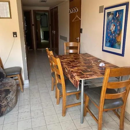 아파트 Aradi 시오포크